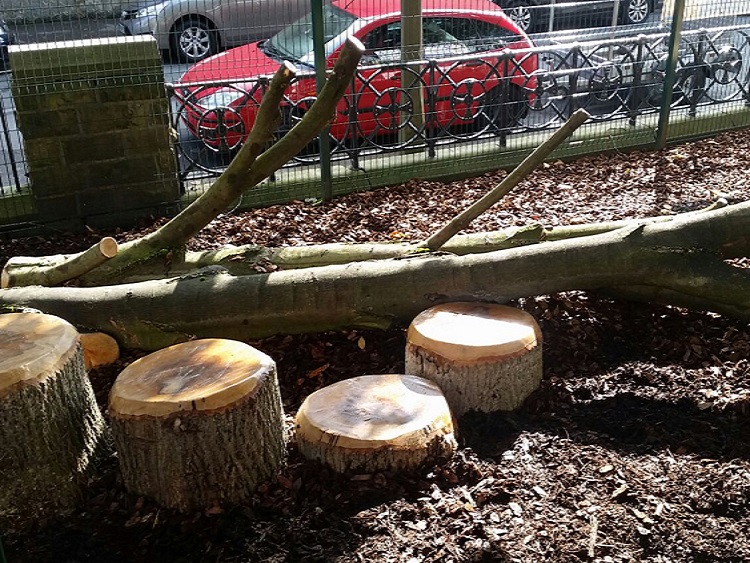 Warwick Road Primary, Batley Cool CanvasCool Canvas