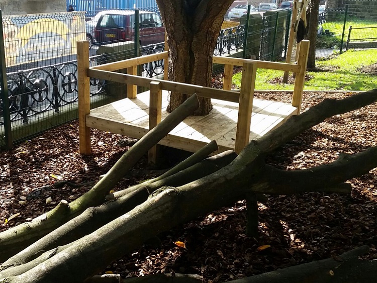 Warwick Road Primary, Batley Cool CanvasCool Canvas